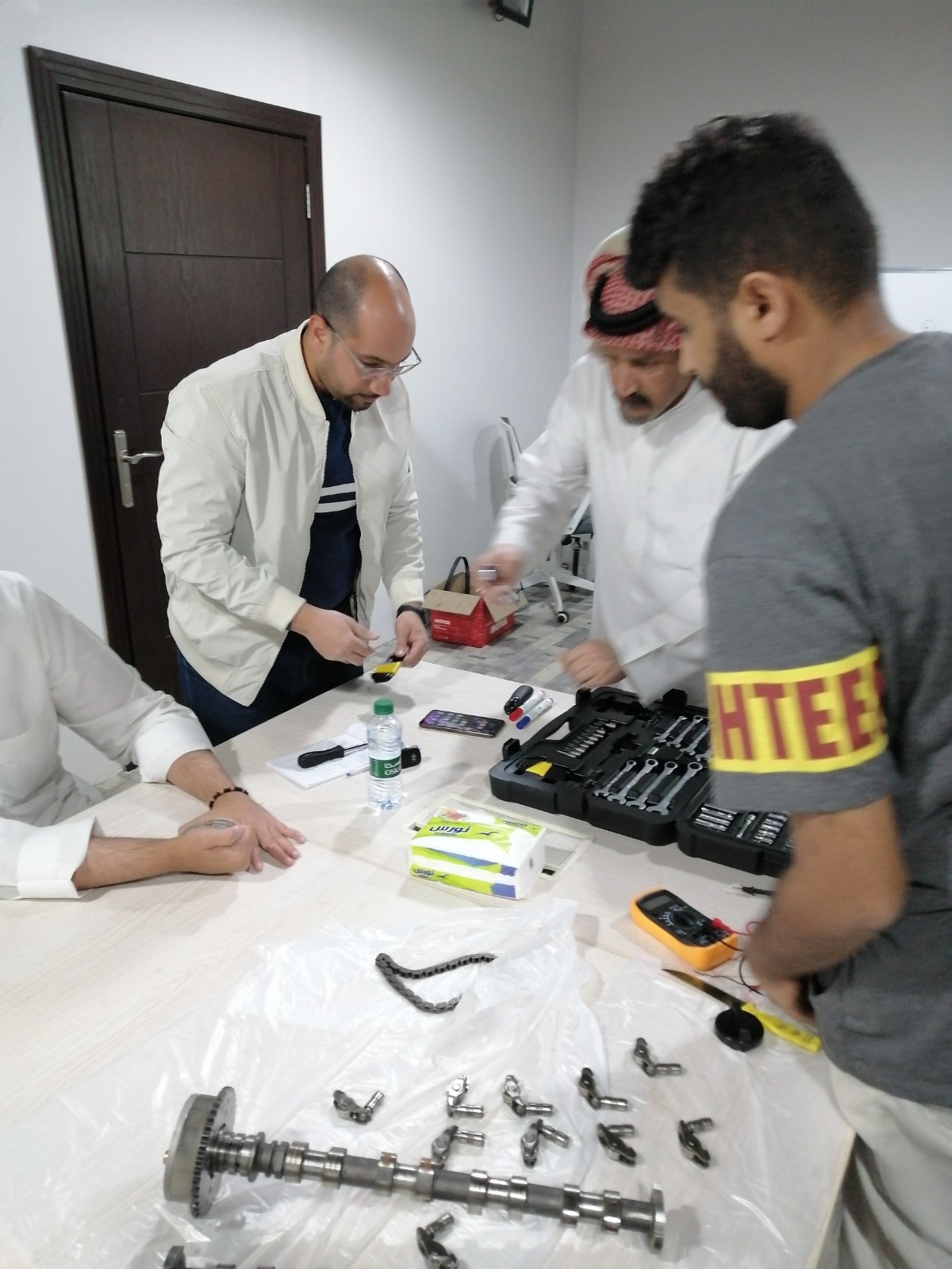 ورشة كهرباء السيارات