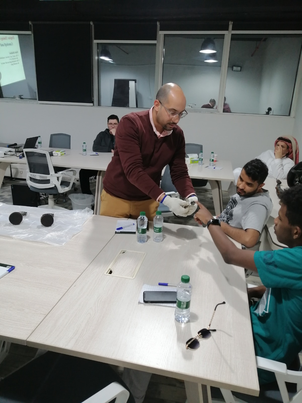 ورشة كهرباء السيارات